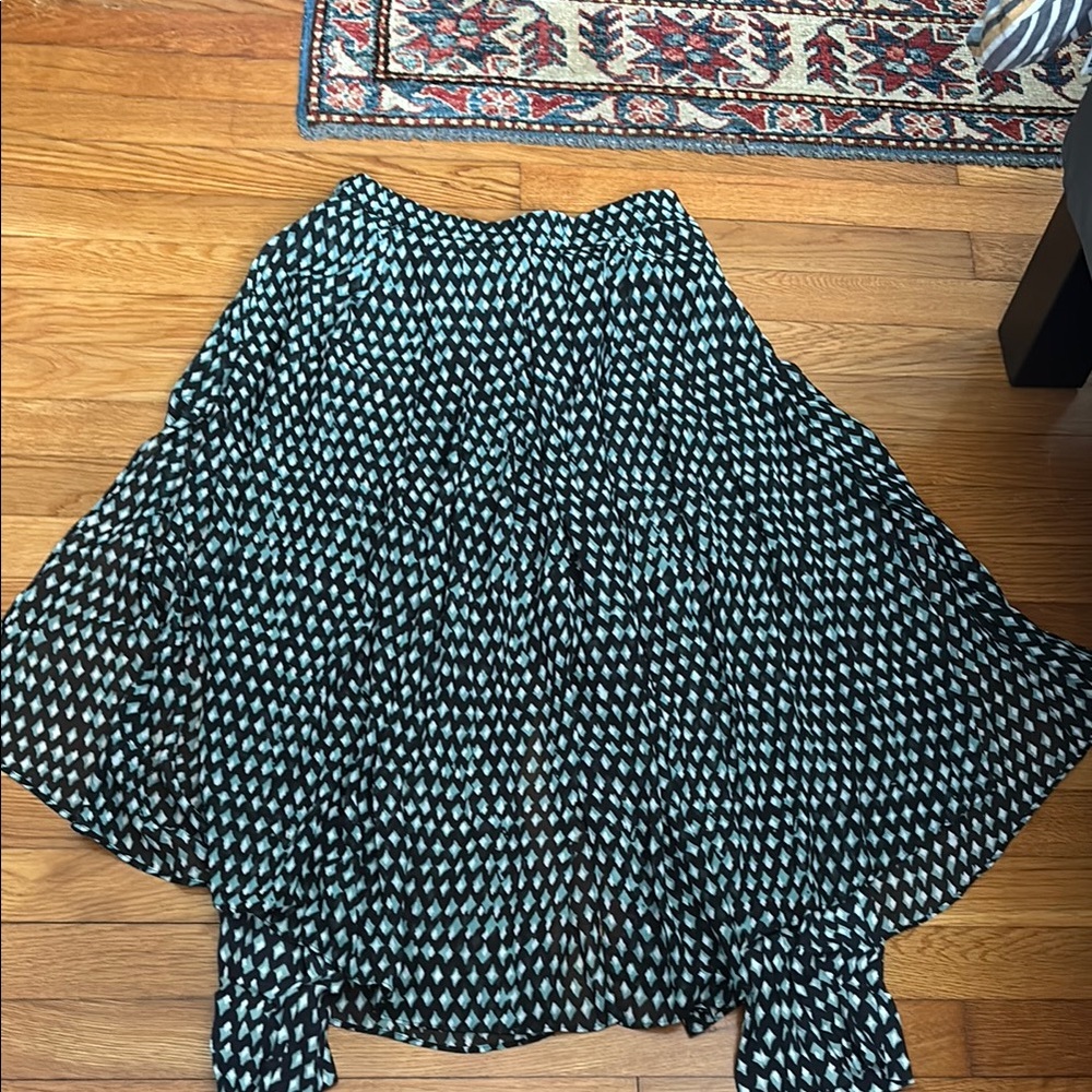 HD in Paris Black and White Pleated Maxi Skirt